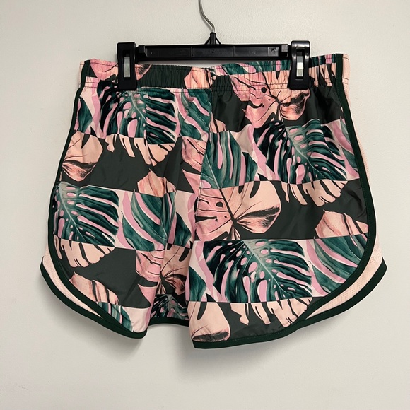 nike tropical print running shorts - Picture 6 of 7